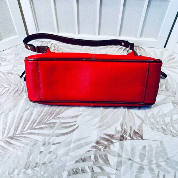 Fossil Leather Handbag - Picture 12 of 12